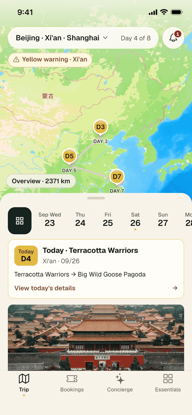 Overview mode: a map of China with pins for Day 3, Day 5 and Day 7, the total distance of 2371 km, and a card for today, Terracotta Warriors, with View today's details.