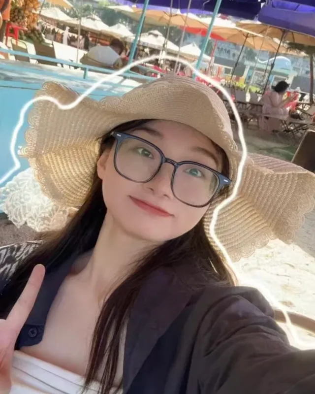 Bing, Travel Specialist