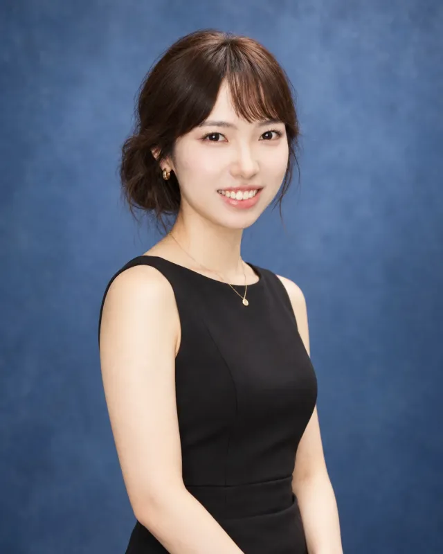 Serena, Senior Travel Specialist
