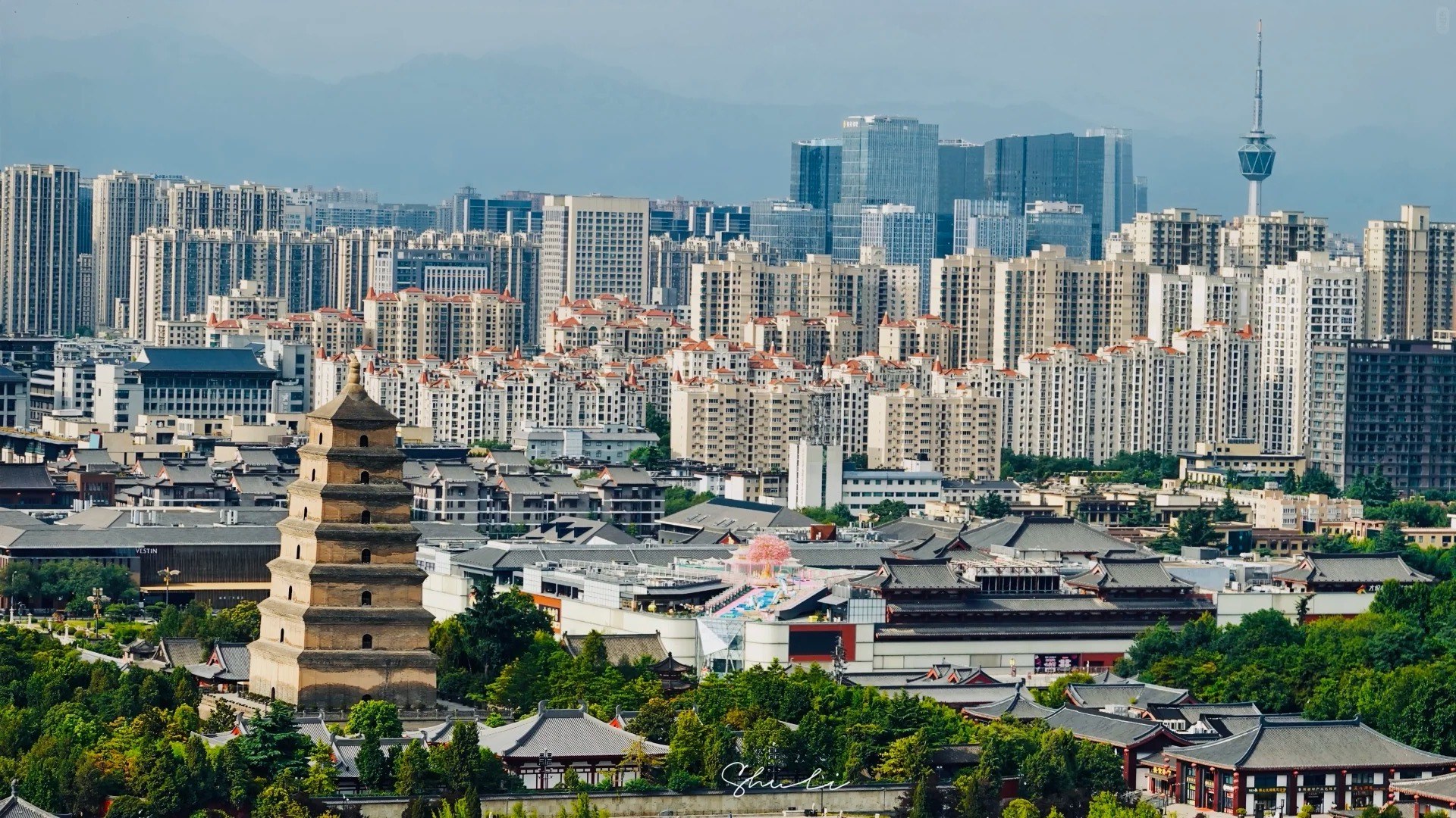Giant Wild Goose Pagoda amid Xi’an’s ancient architecture and modern skyline